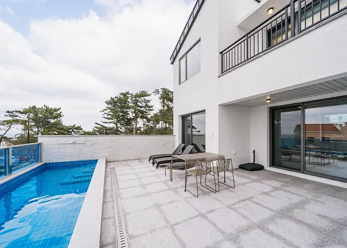 Cabin Rentals in Jeju